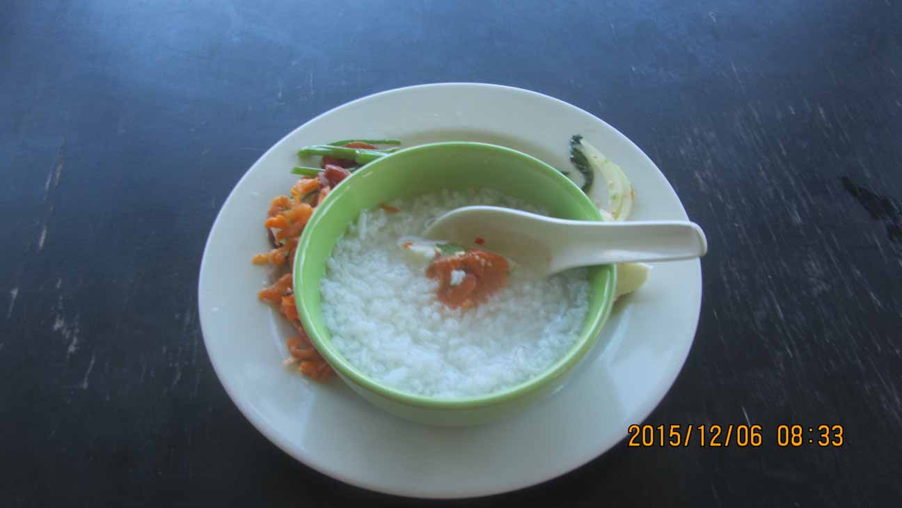 Breakfast_at_Buaphud 07.JPG 57.8K